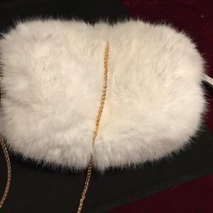Elegant White Fur Clutch with Gold Chain